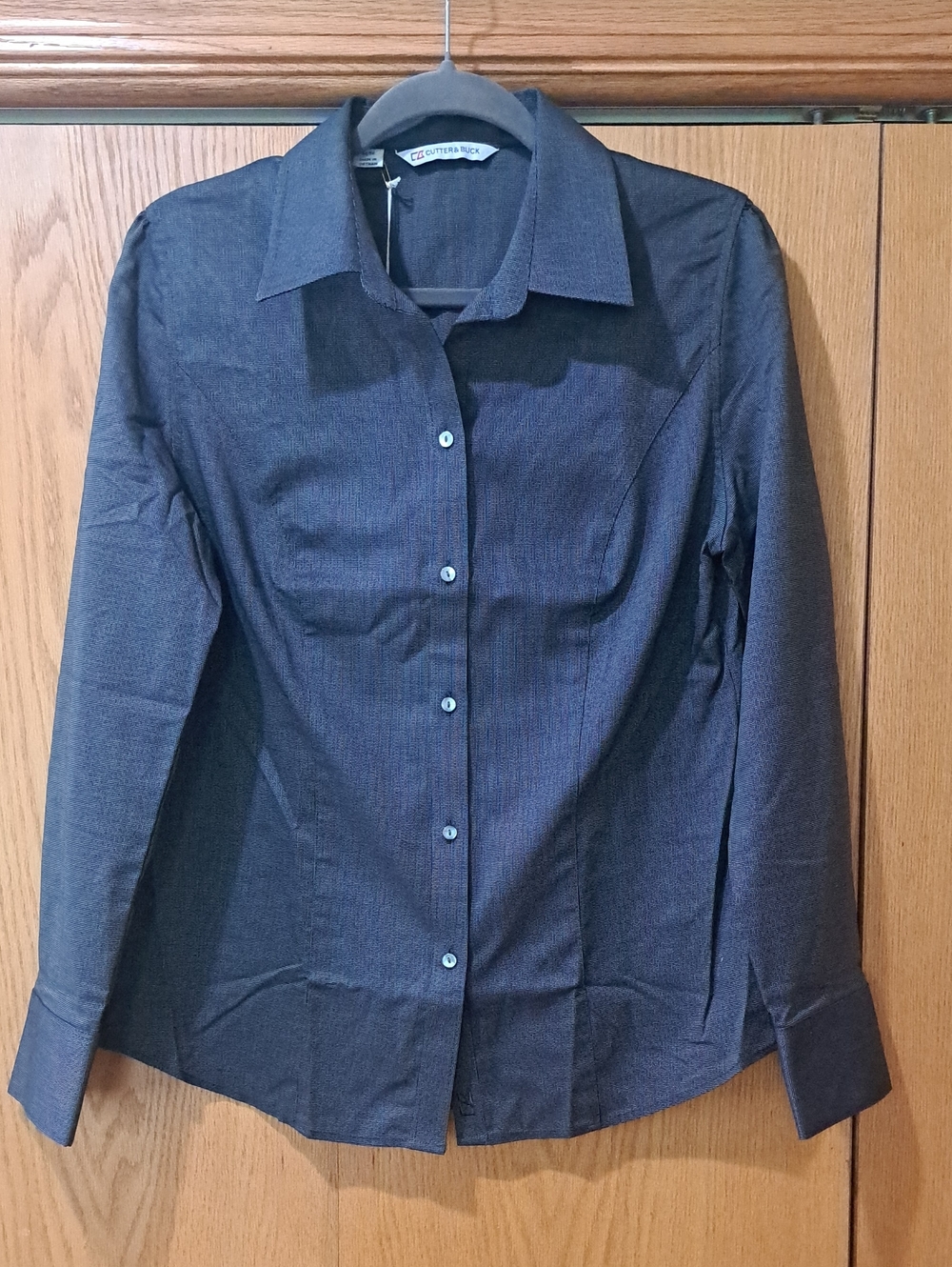 Cutter And Buck Women's Button-Up Shirt